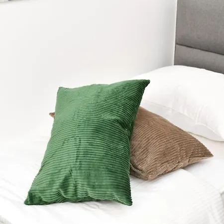 Luxury Emerald *